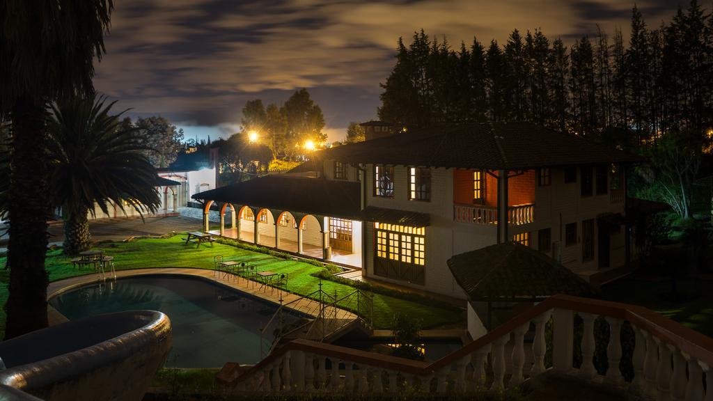 Hosteria San Carlos Tababela Exterior foto